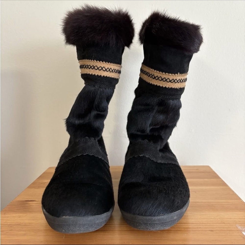 Tecnica Black goat Fur Boots with Gold Accent - Picture 3 of 4